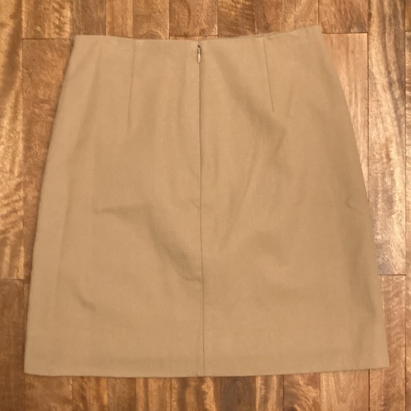 J. Crew tan scalloped edge wool skirt from spring 2017, size 2T - Picture 2 of 6